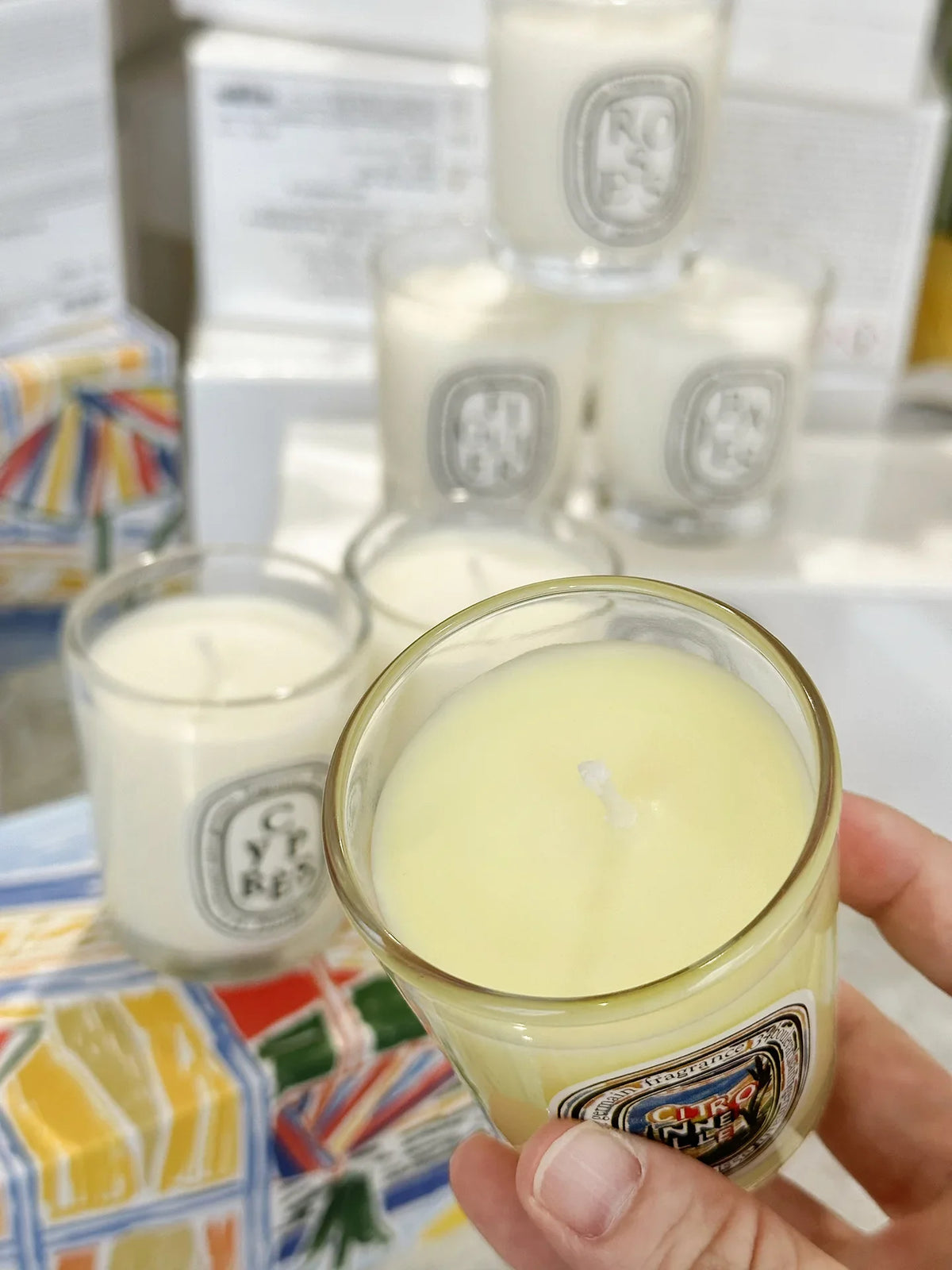 French-Style Scented Candle – Elegant Home Fragrance