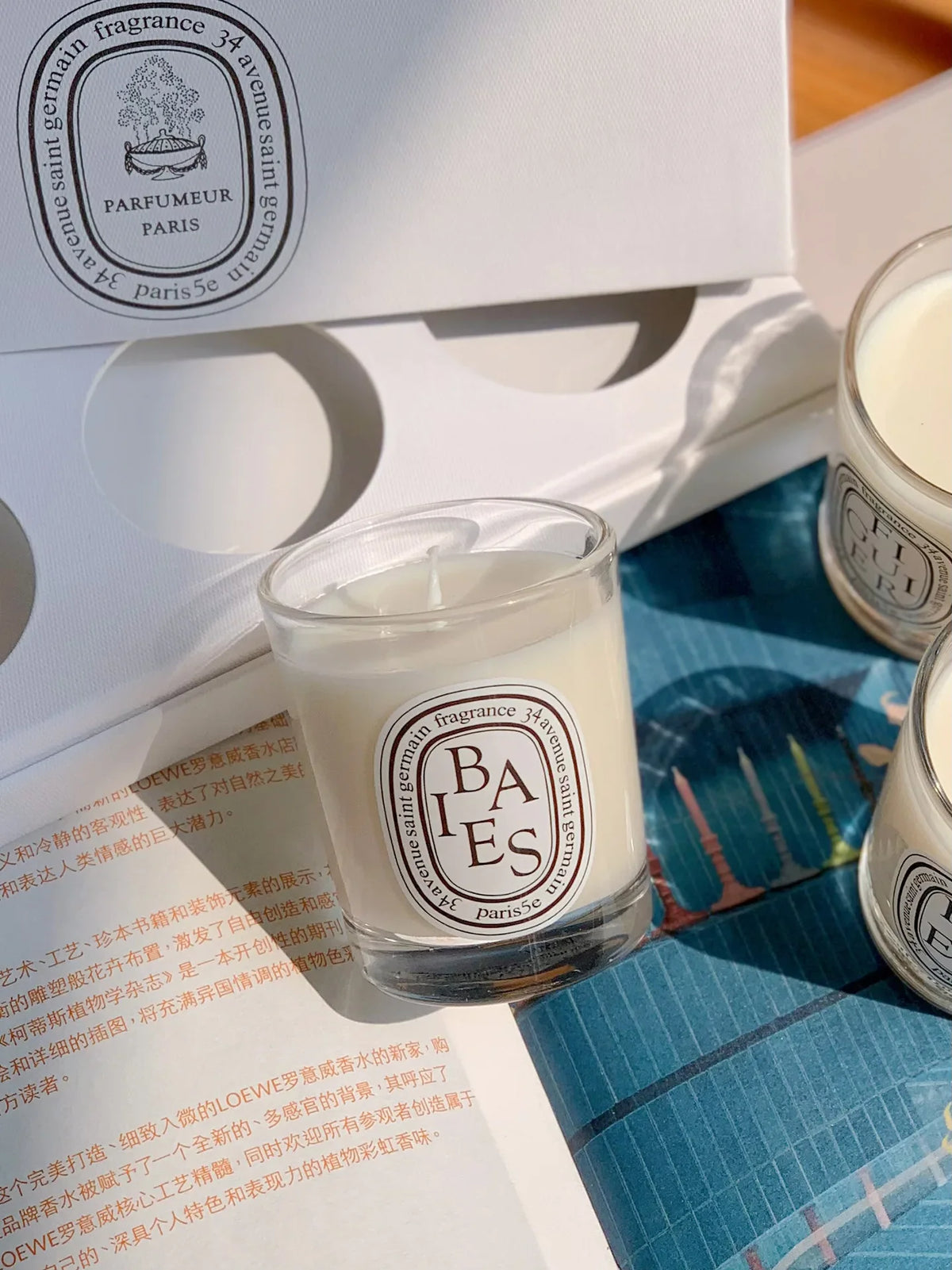 French-Style Scented Candle – Elegant Home Fragrance