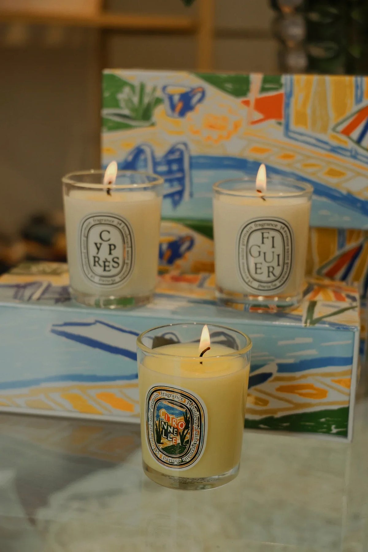 French-Style Scented Candle – Elegant Home Fragrance