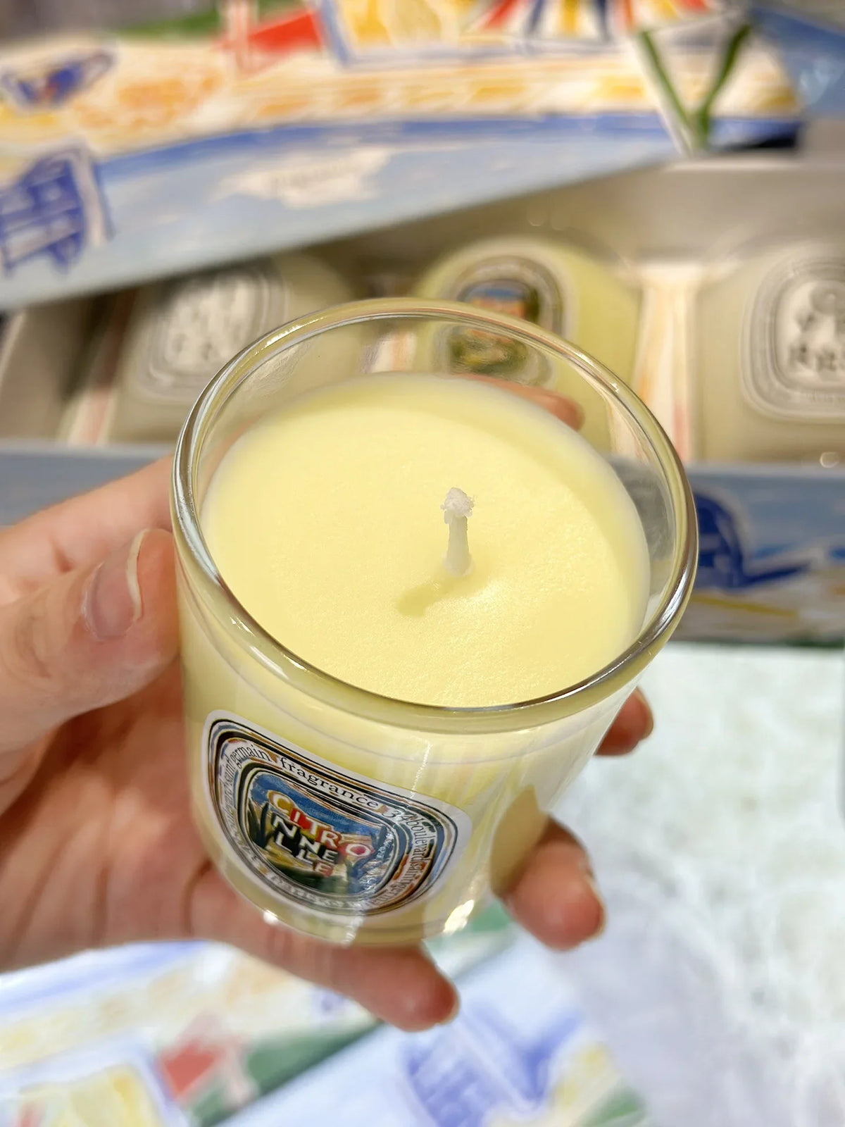 French-Style Scented Candle – Elegant Home Fragrance